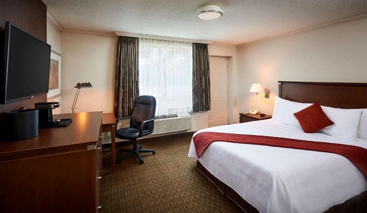 Best Western Plus Guildwood Inn Sarnia Exteriör bild