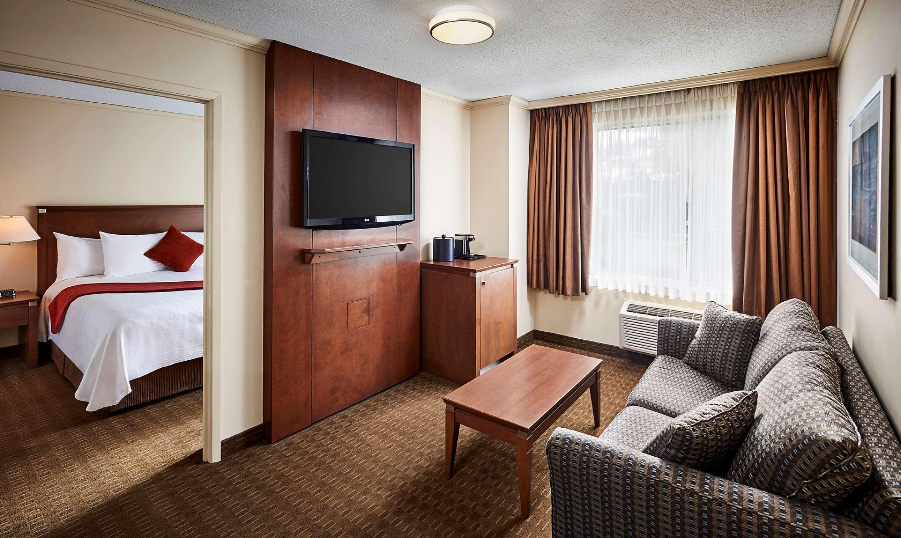 Best Western Plus Guildwood Inn Sarnia Exteriör bild