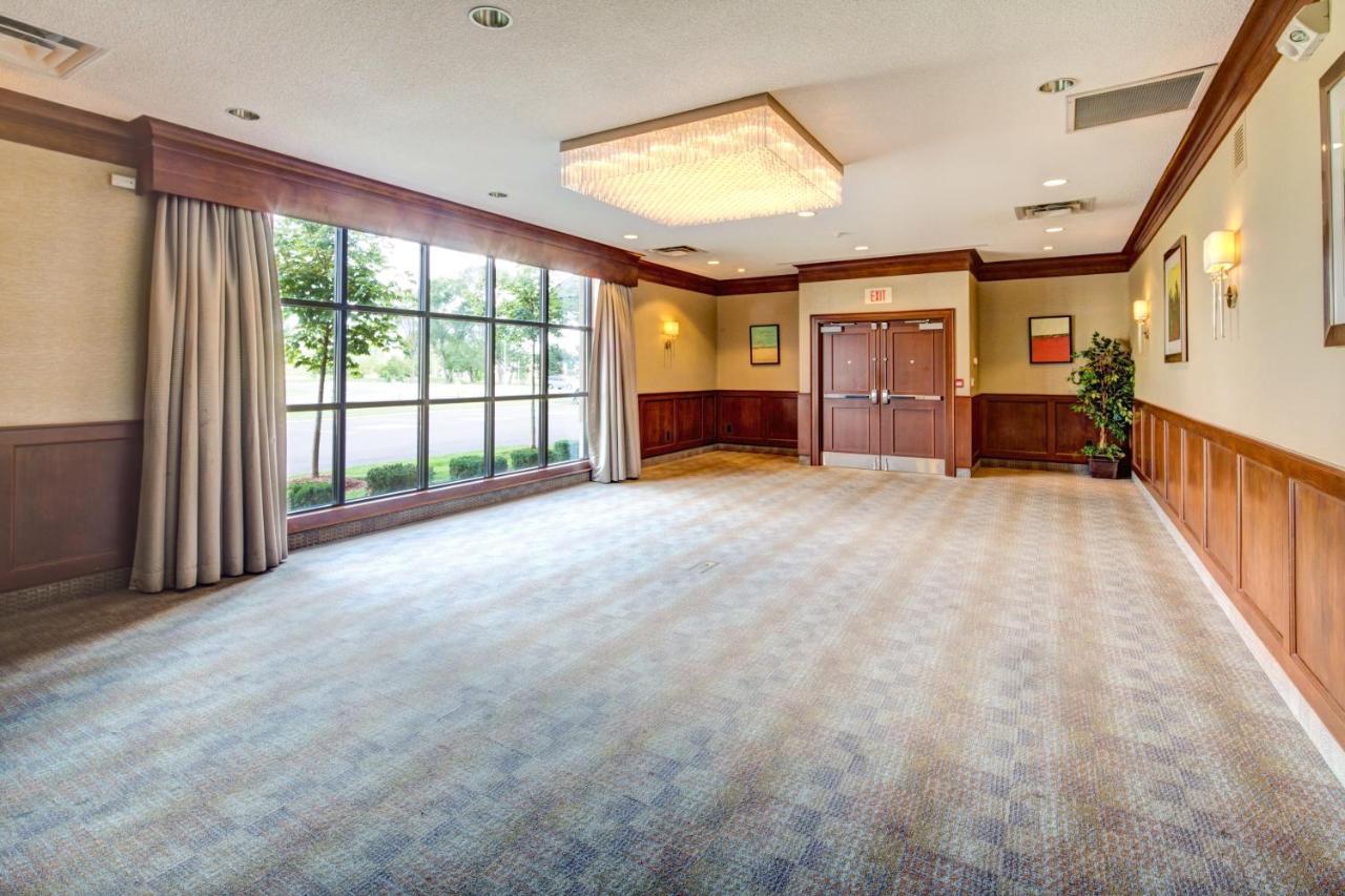 Best Western Plus Guildwood Inn Sarnia Exteriör bild